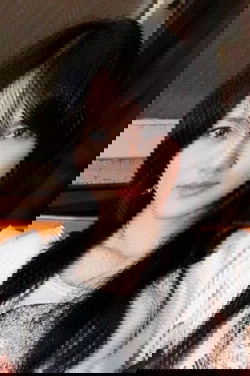 Doris Yeh as Herself / Bass, Backing Vocals