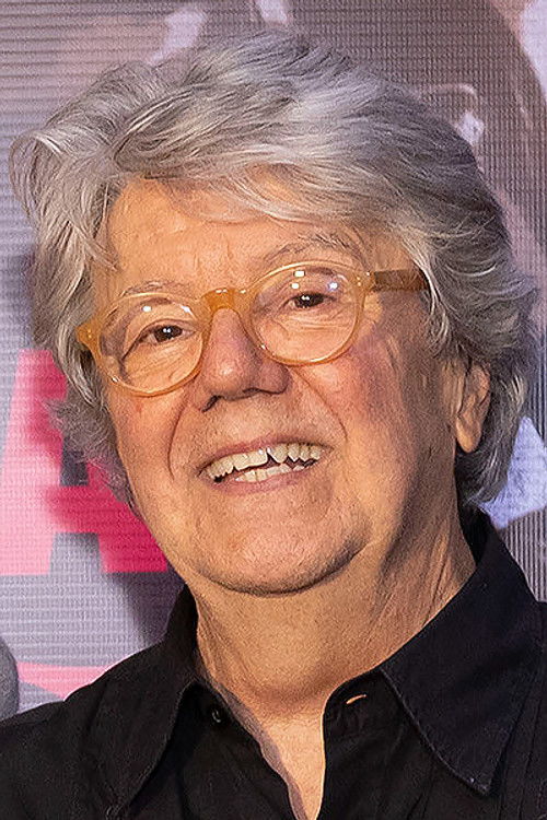 Emilio Carrera as Self