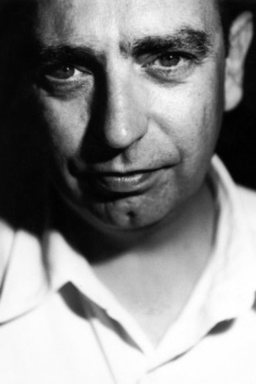 James Mackay as N°365