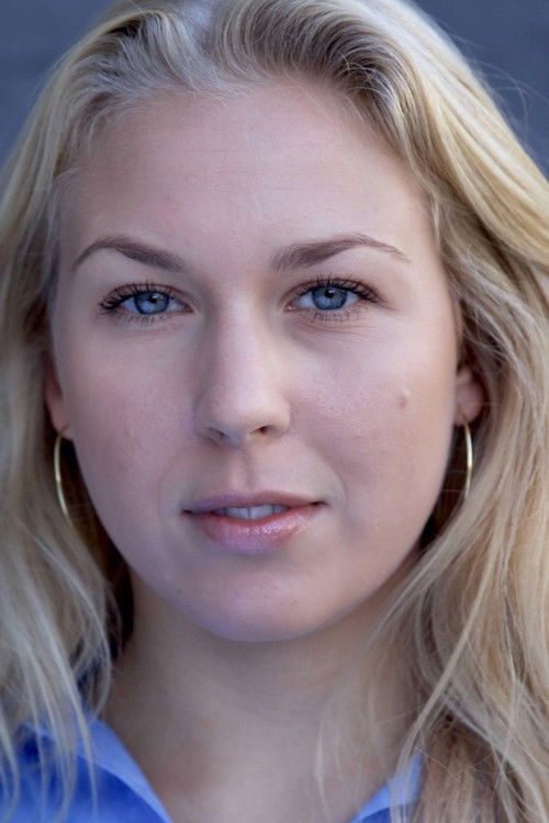 Clara Laderrière as Mille