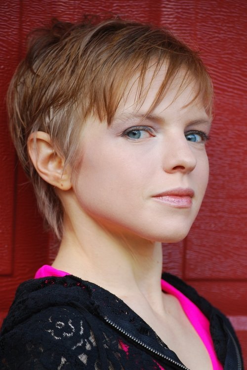 Emily Brobst as Older sister