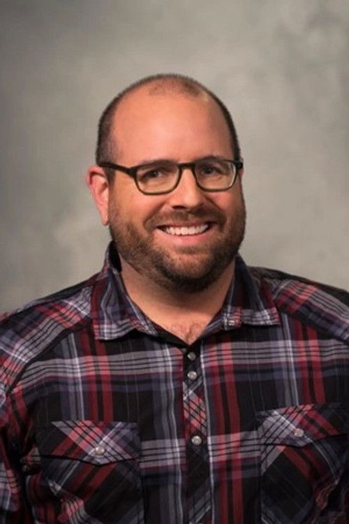 Francisco Angones as HRN Announcer (voice)