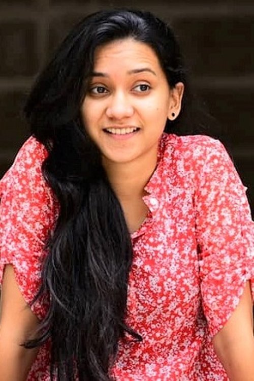 Black Sheep Deepthi as Thamizh, college student