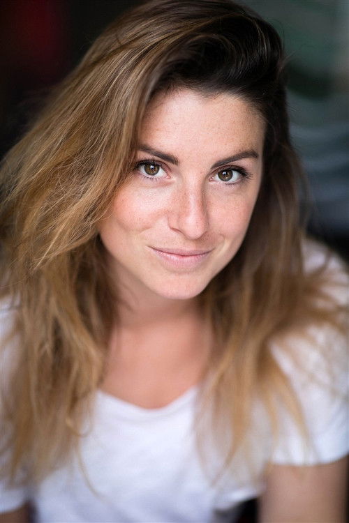 Juliette Delacroix as Katia Markowitz