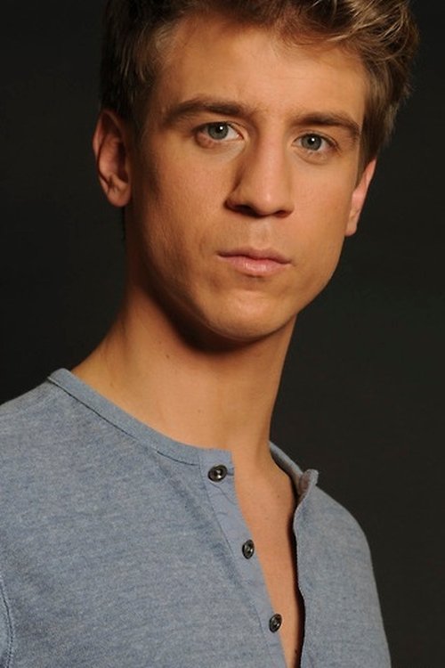 Timo Descamps as Shane Lyons