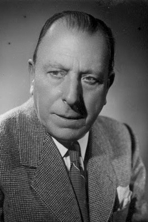 Juan Calvo as Peasant