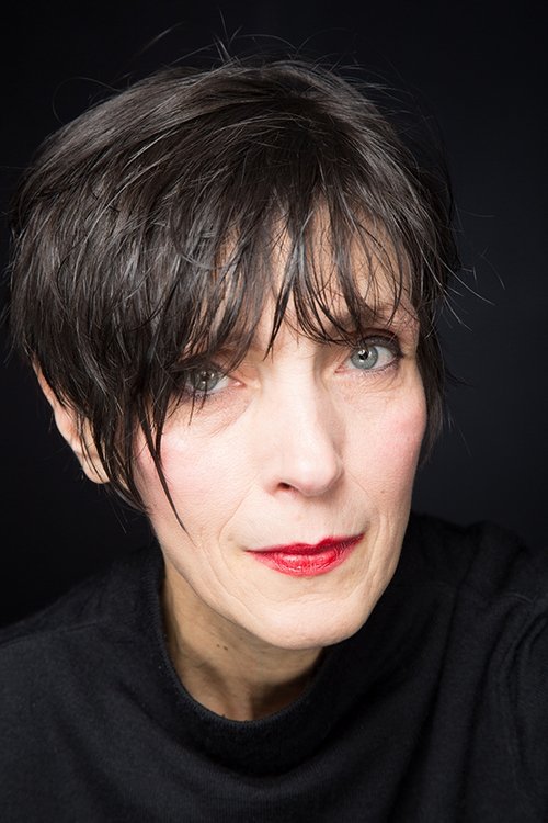 Diana Gheorghian as Pena Corcodușa