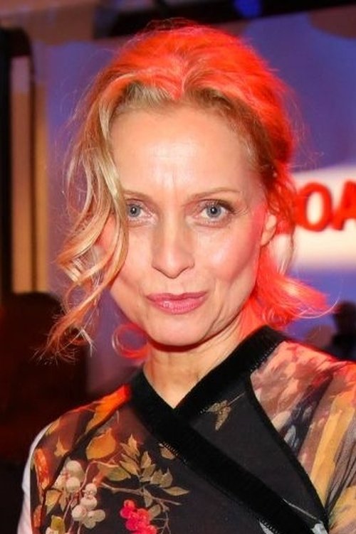 Catherine Flemming as Ria Kubin