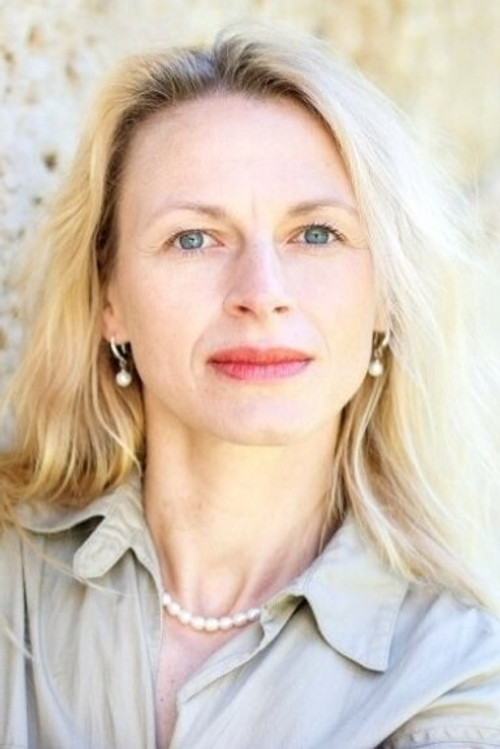 Eva Koldits as Maret