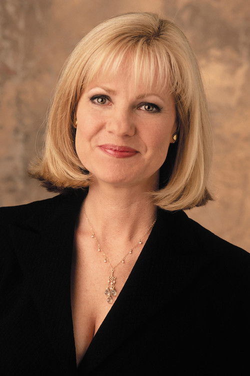 Bonnie Hunt as Bonnie Hopps (voice)
