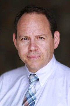 Simon Feil as Bentzi