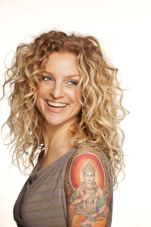 Henriette Lien as Henriette Lien