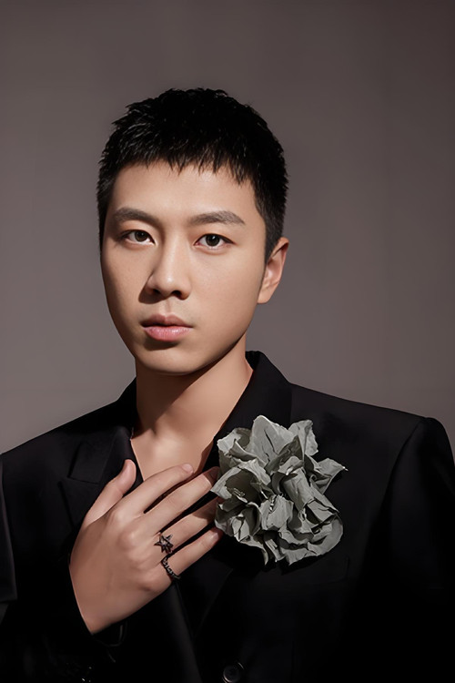 Liu Junqi as Xu Zhiqiang