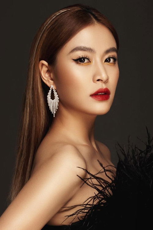 Hoàng Thùy Linh as Khánh