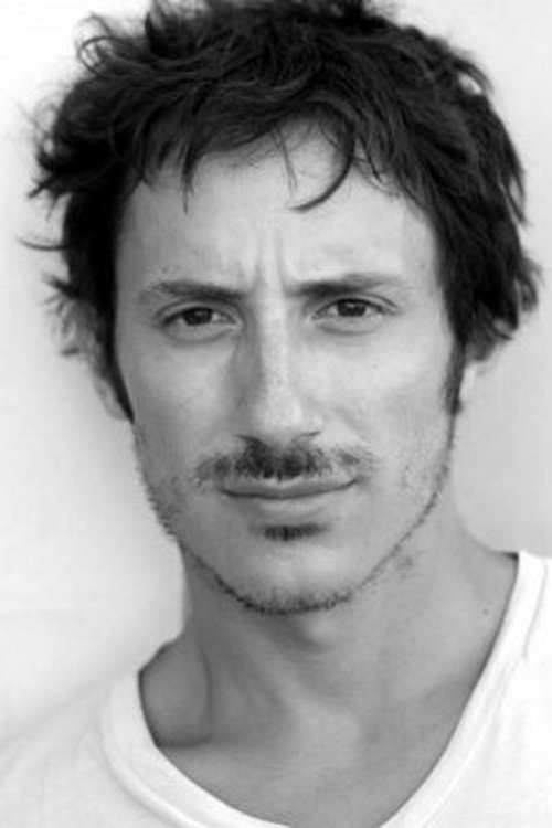 Michele Alhaique as Pietro