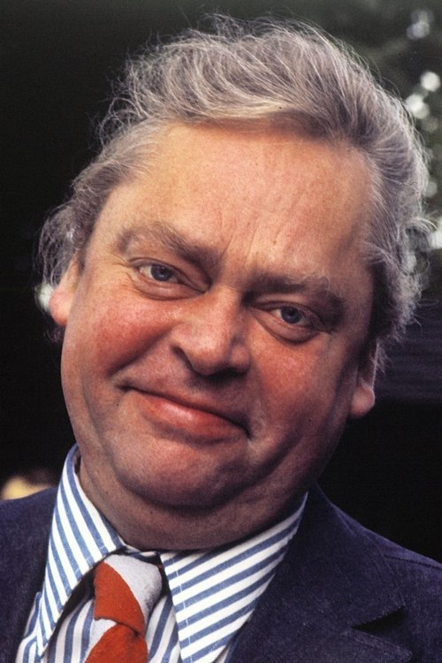 Dirch Passer as Soldat