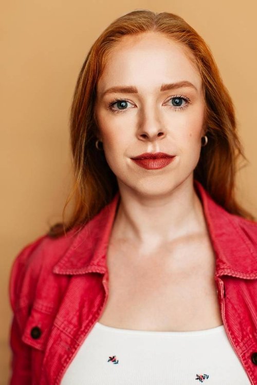 Rachel Hafell as Daisy