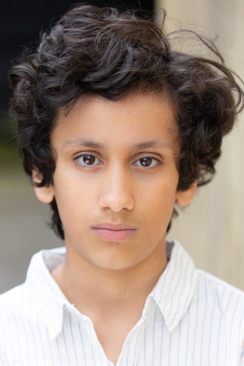 Felix Tandon as Pip (voice)