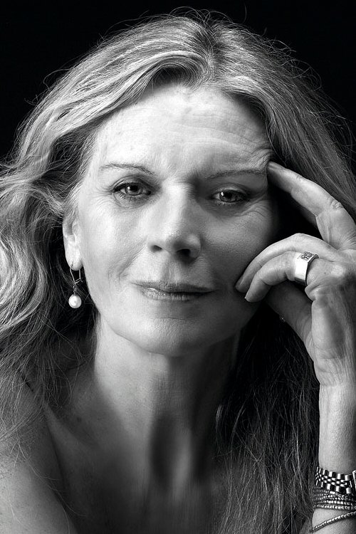 Ana María Palma as Blanca Anthes (Maria Luisa's mother)