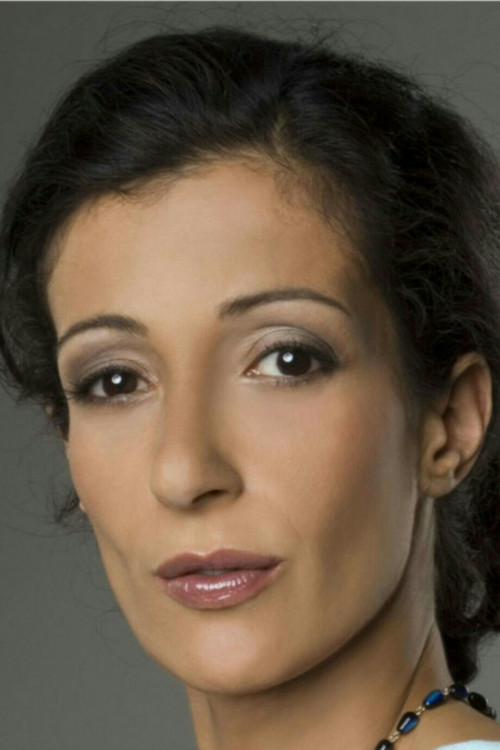 Jasmin Hahn as Schwester Kim