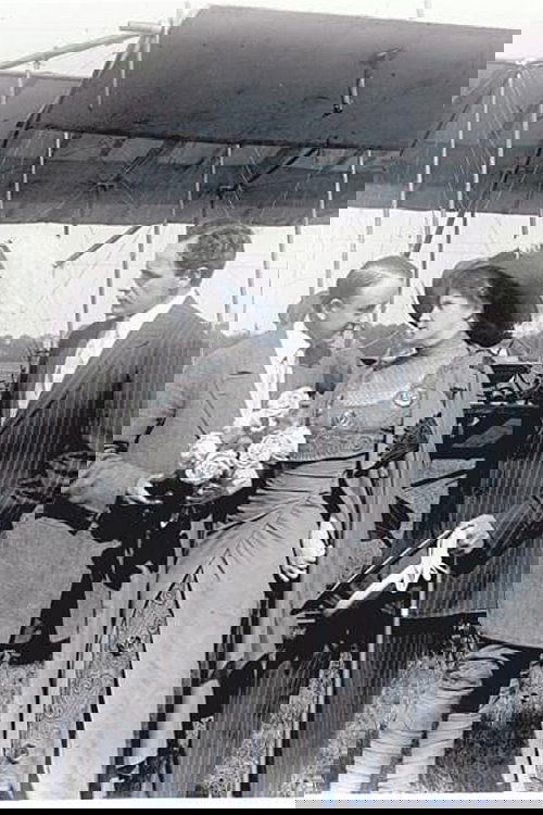 The Aviator's Generosity