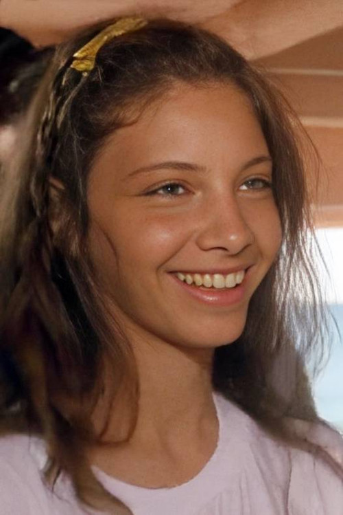 Nathalie Kowska as Nicole Sagazan