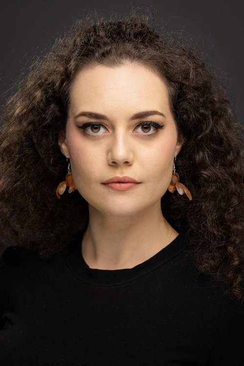 Gabby Carbon as Hannah