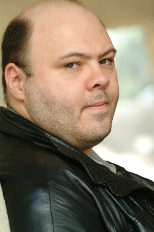 Craig Ricci Shaynak as Gillespie