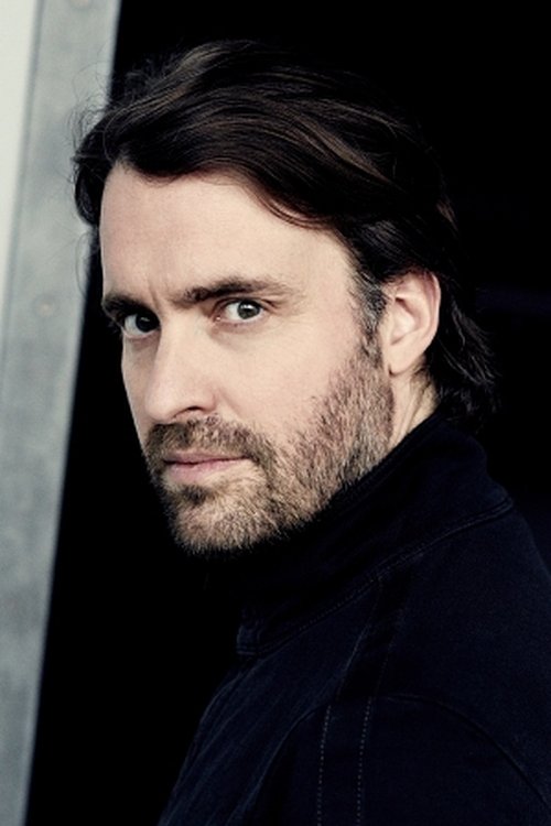 Lorenz Nufer as Daniel Steiner