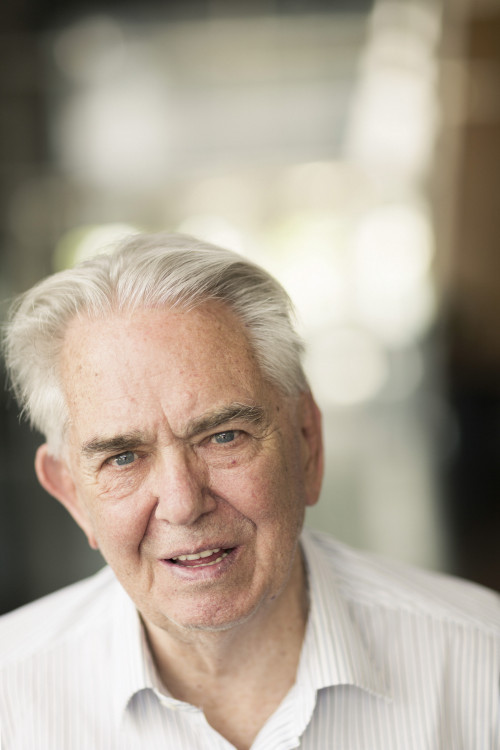 Juan Mariné as Himself