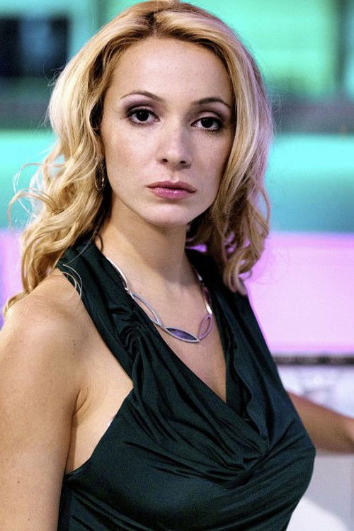 Iva Lukic as Mara