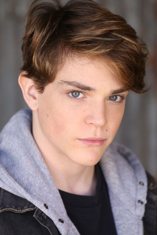 Hunter Wenzel as Tate