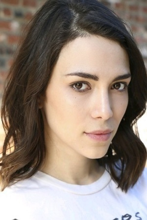 Ella Lentini as Rachel
