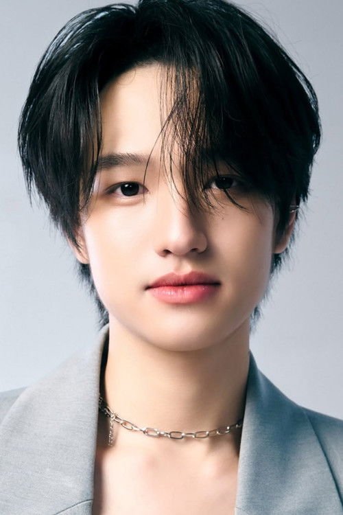 Nattanon Wanichakul as Venice