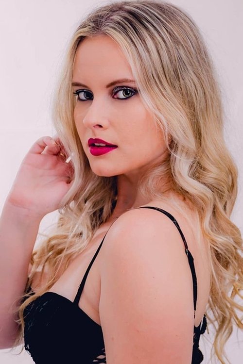 Leticia Botelho as Filha de Laura