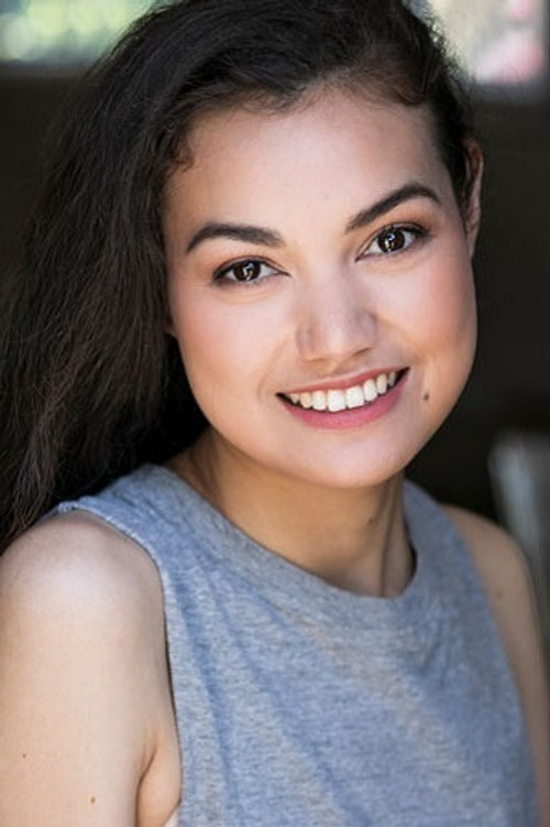 Iana Grace as Seraphina