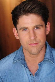 Trevor Roszkos as Boyfriend