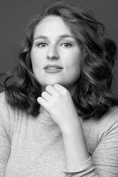 Marissa Accordino as Heather