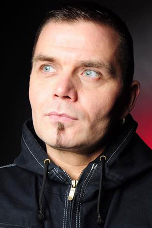 Johnny Höglin as Janko