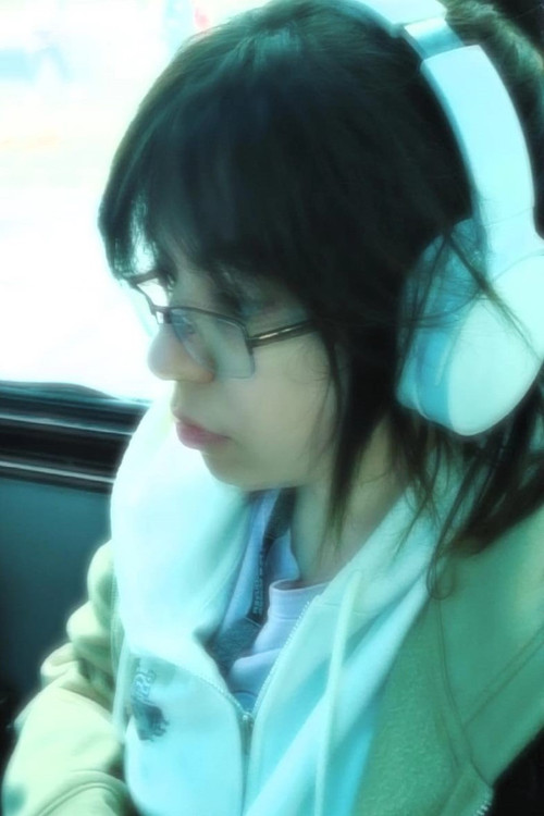 Letícia D' Elboux as Isabella/Flávia