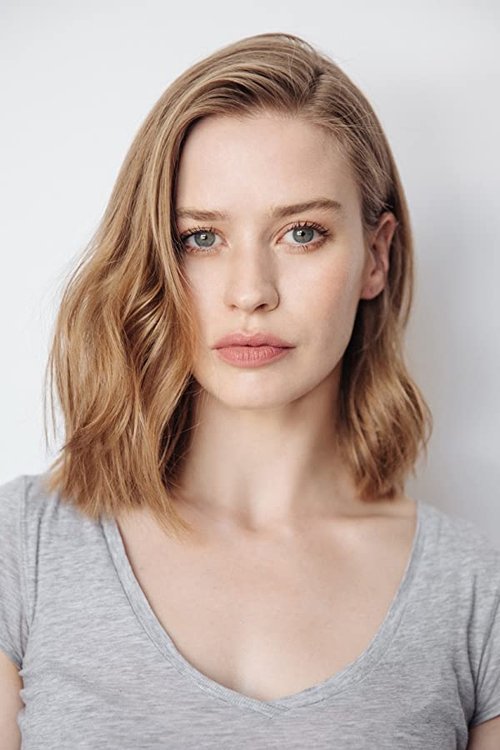 Camille Stopps as Tara