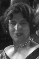 Anna Dmokhovskaya as Palaga Dokrutyak