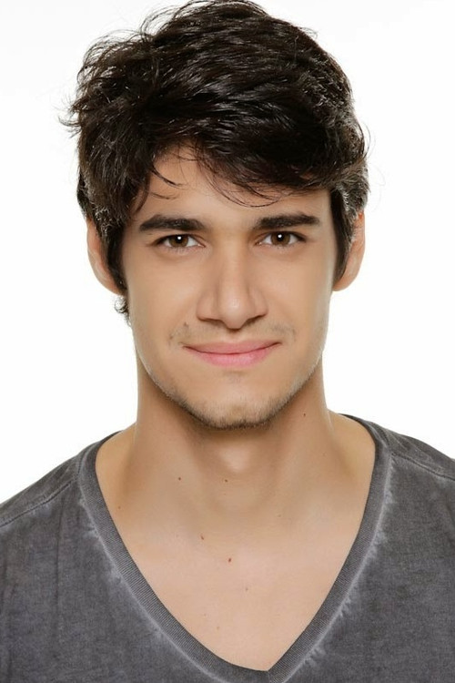 André Madrini as Flavio