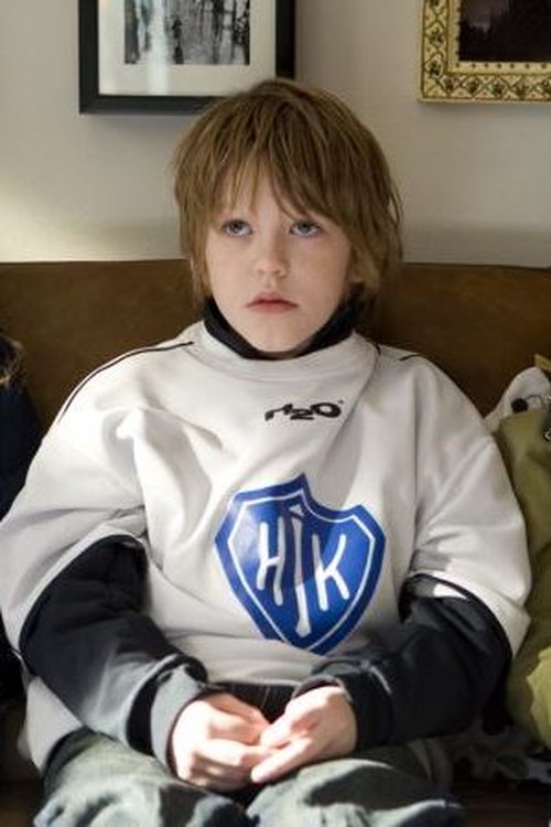 Nikolaj Støvring Hansen as Alf