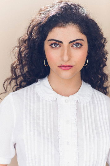 Lucie Solène Allouche as Adrienne