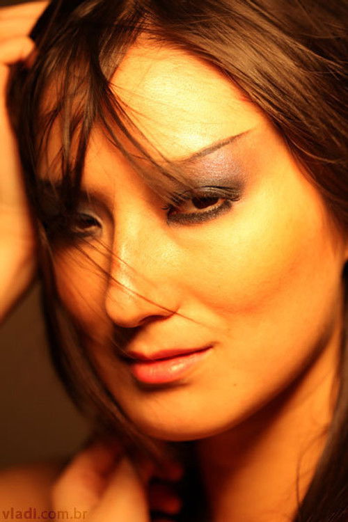 Jannete Tomiita as Andréa