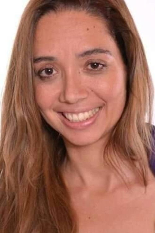 Laila Cristina as Elisa