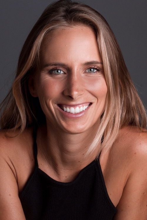 Marisa Matos as Self