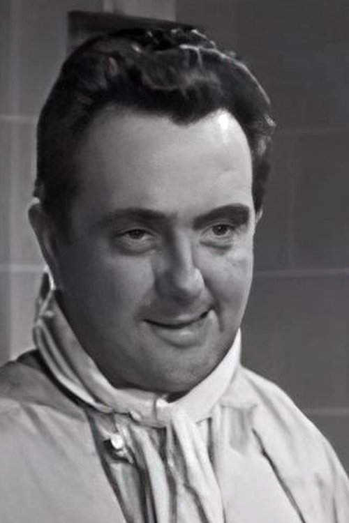 Louis Viret as Le garagiste