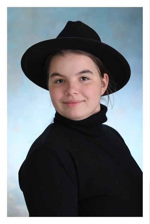 Kiss-Honti Anna as Herself